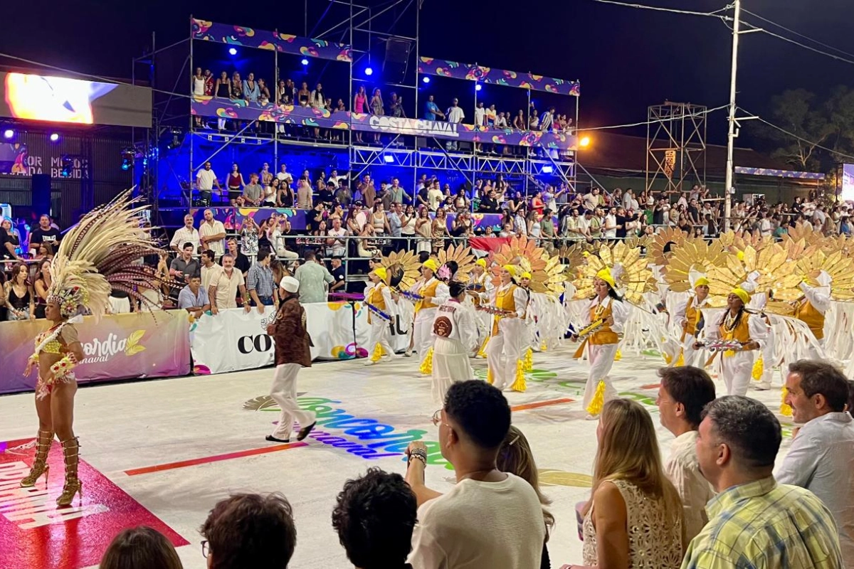 Todo listo para la segunda noche del Carnaval.