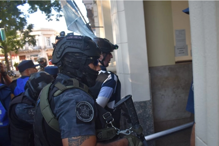 Se agrava la situaci&oacute;n de Laurta: ahora le encontraron material de abuso sexual infantil