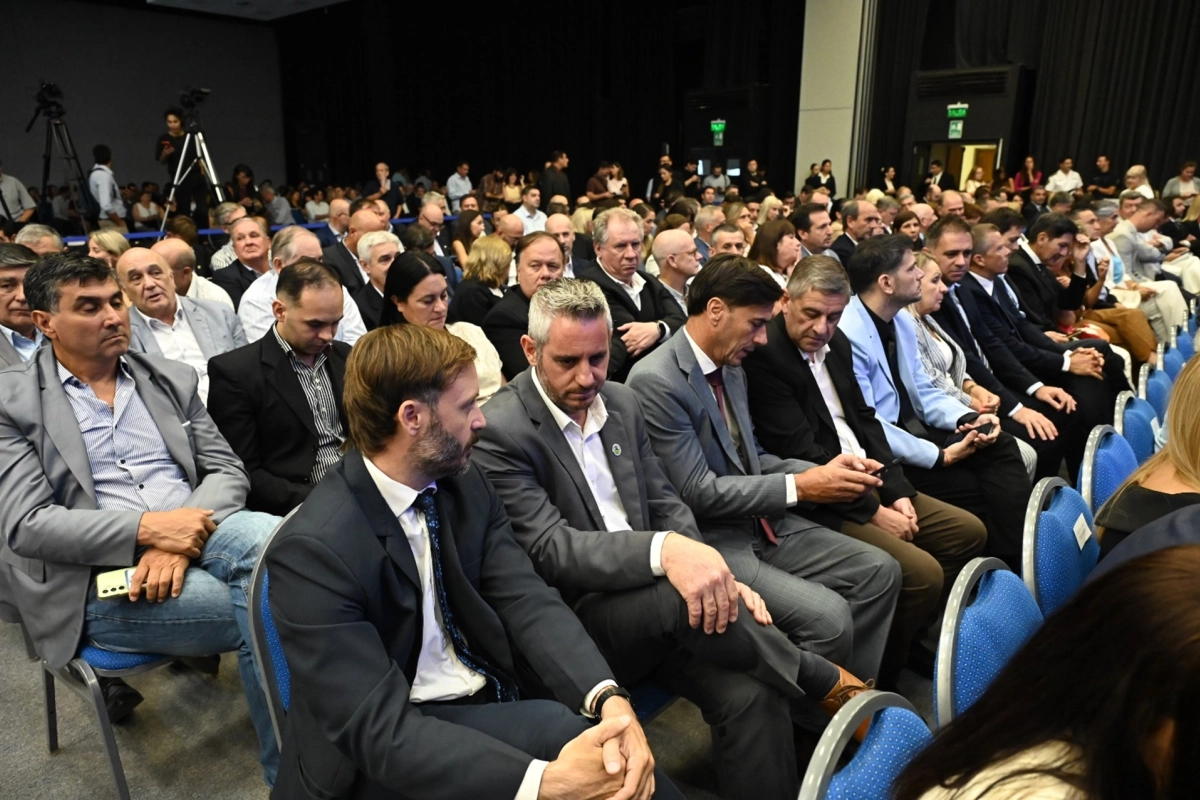 Azcu&eacute; analiz&oacute; el discurso de Frigerio.