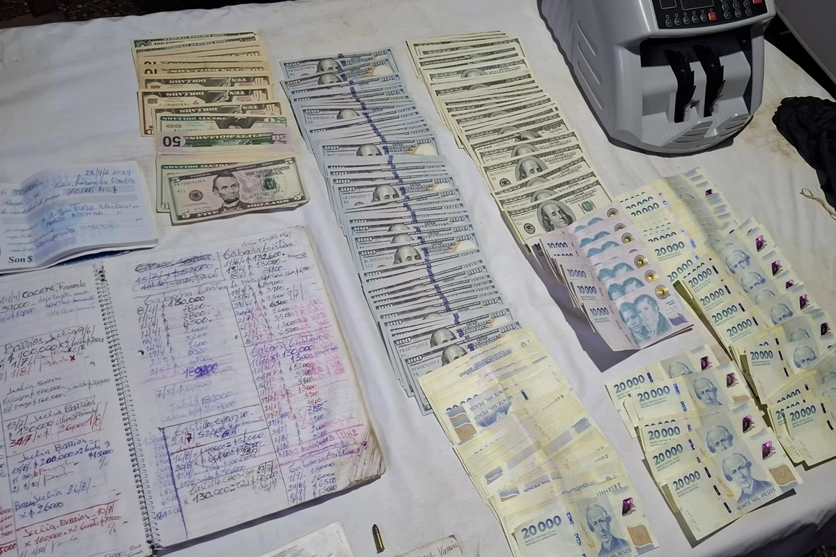 Secuestraron m&aacute;s 2 millones pesos argentinos y m&aacute;s de 9 mil d&oacute;lares estadounidenses.