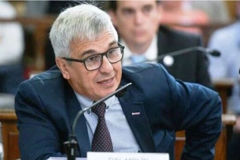 El senador Dal Molín rescató un proyecto de Busti de 1997 con reformas al sistema jubilatorio provincial