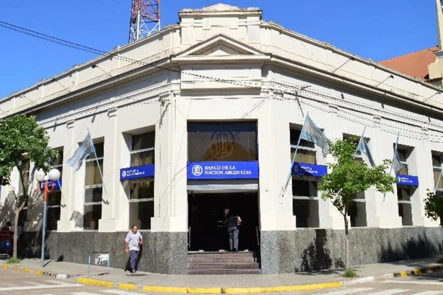 Filial del banco Naci&oacute;n en La Paz.
