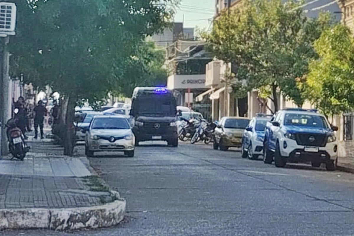 El operativo policial en la ma&ntilde;ana de este lunes