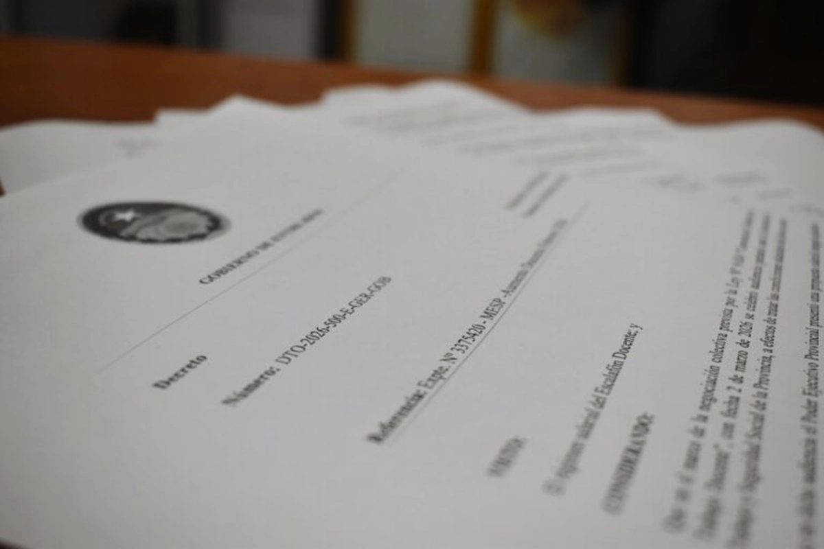 Afirman que el decreto est&aacute; &ldquo;muy lejos de dar respuesta a la necesidad de recomposici&oacute;n salarial&rdquo;.