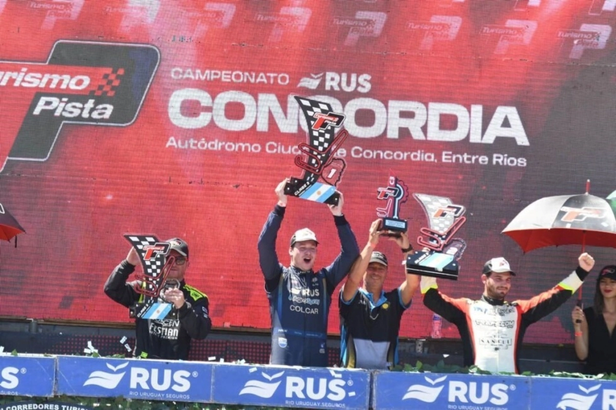 El podio del Turismo Pista 2025