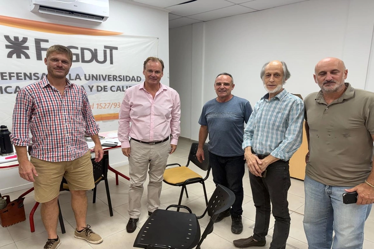 El legislador remarc&oacute; que &ldquo;la educaci&oacute;n p&uacute;blica siempre ser&aacute; una inversi&oacute;n estrat&eacute;gica para el futur