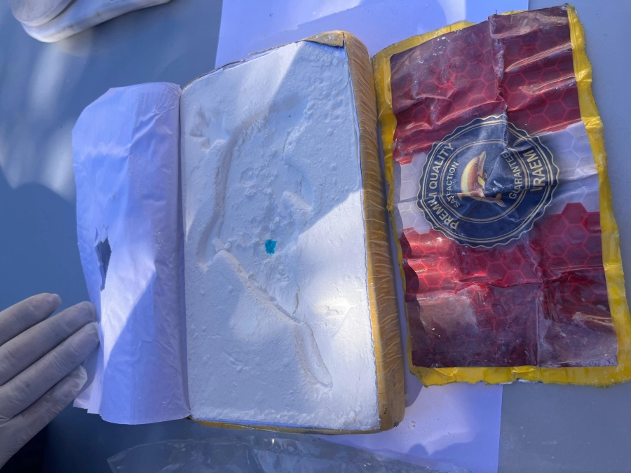 La droga se encontr&oacute; dentro de un veh&iacute;culo.