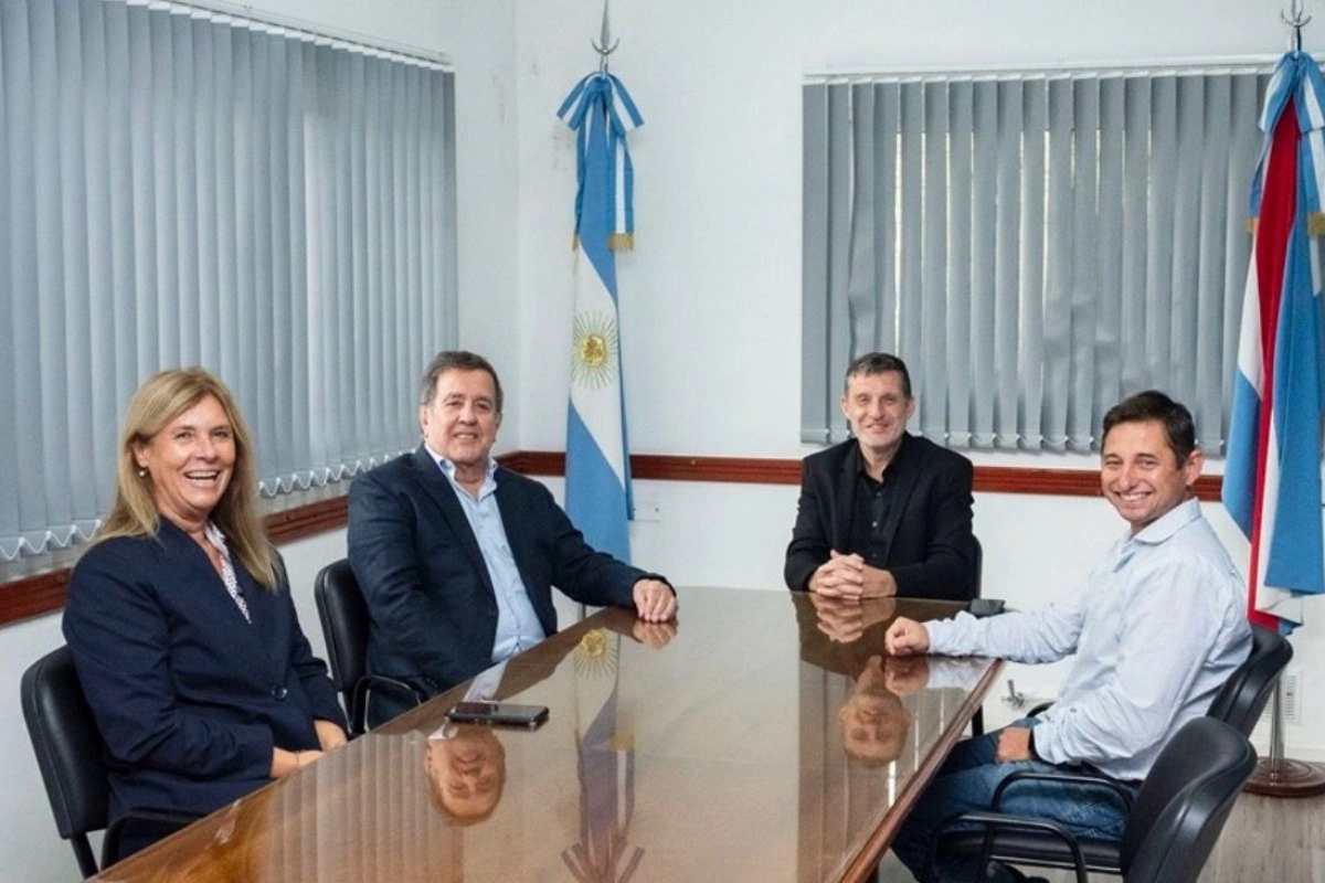 Representantes de UADER y Salto Grande analizaron l&iacute;neas de trabajo.