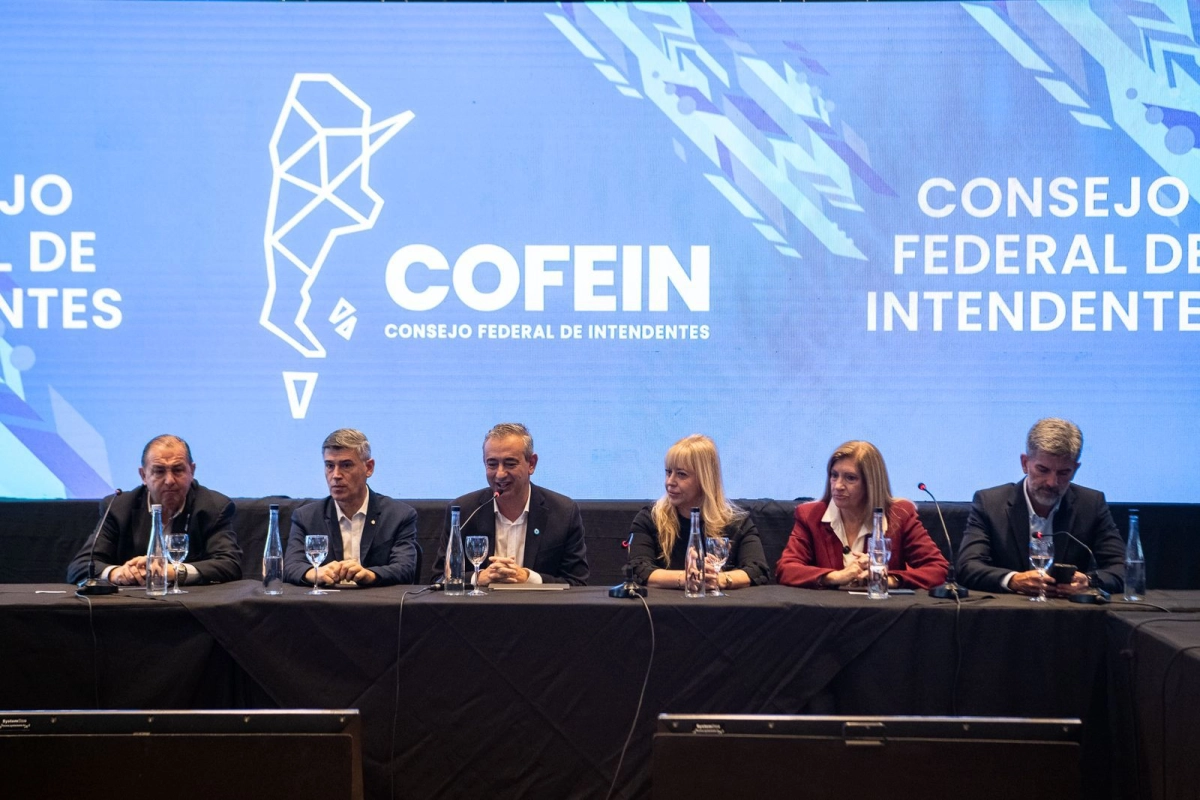 Romero particip&oacute; del encuentro del Consejo Federal de Intendentes.