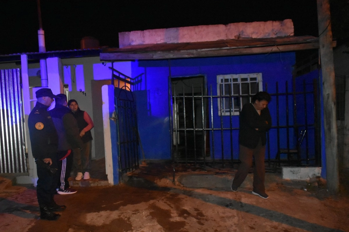 El hermano de la v&iacute;ctima se encontraba descansando en otra habitaci&oacute;n al momento del hecho.