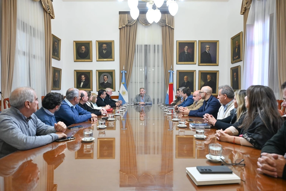 Frigerio env&iacute;a el proyecto de reforma.