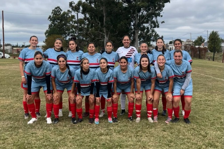 El Olimpo es el único puntero del Fútbol Femenino