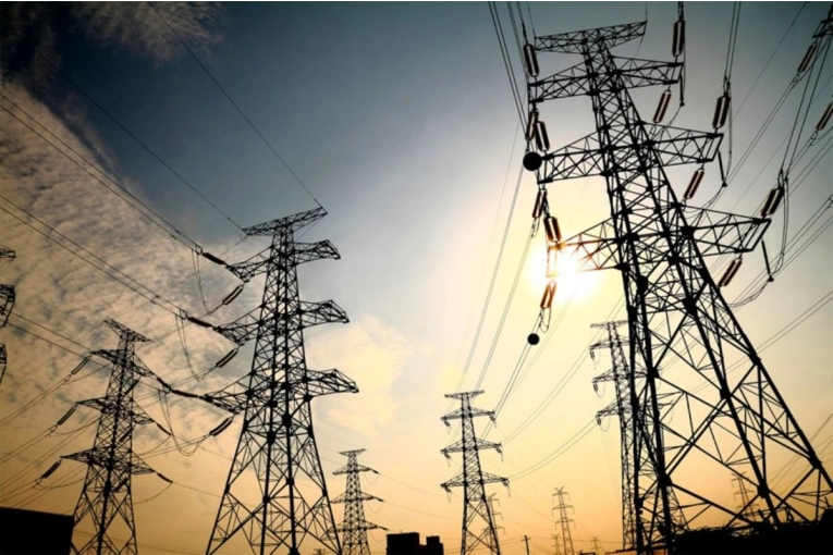 Un informe indica que Entre Ríos tiene la tarifa eléctrica residencial más baja de la Región Centro