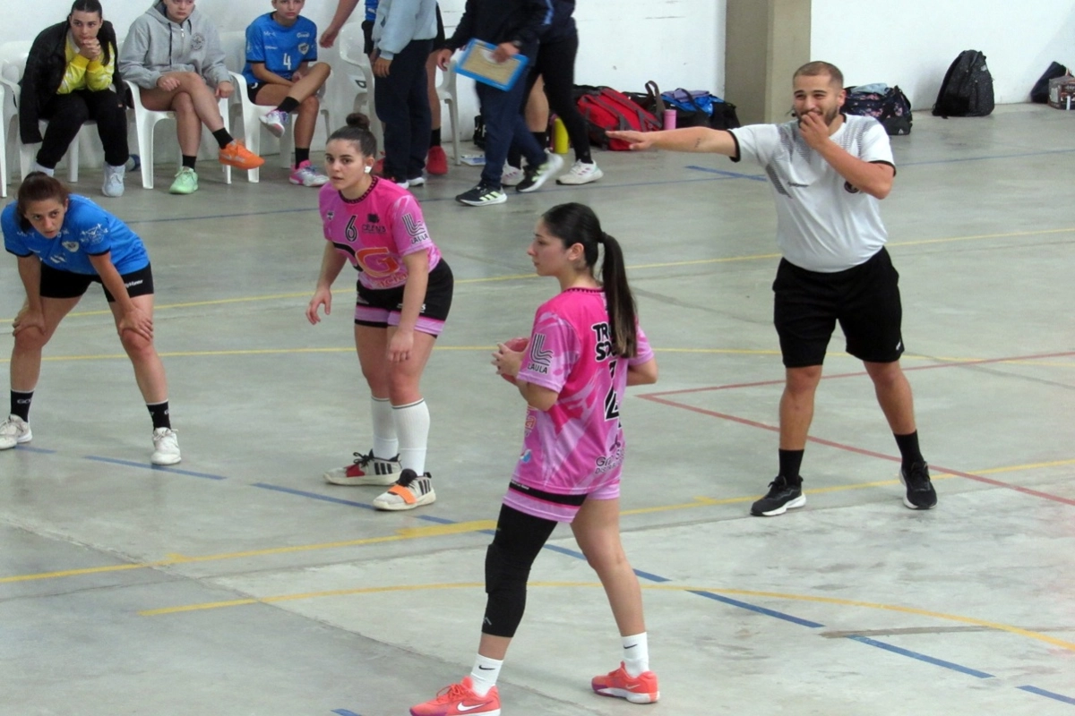 El Femenino de Ferro