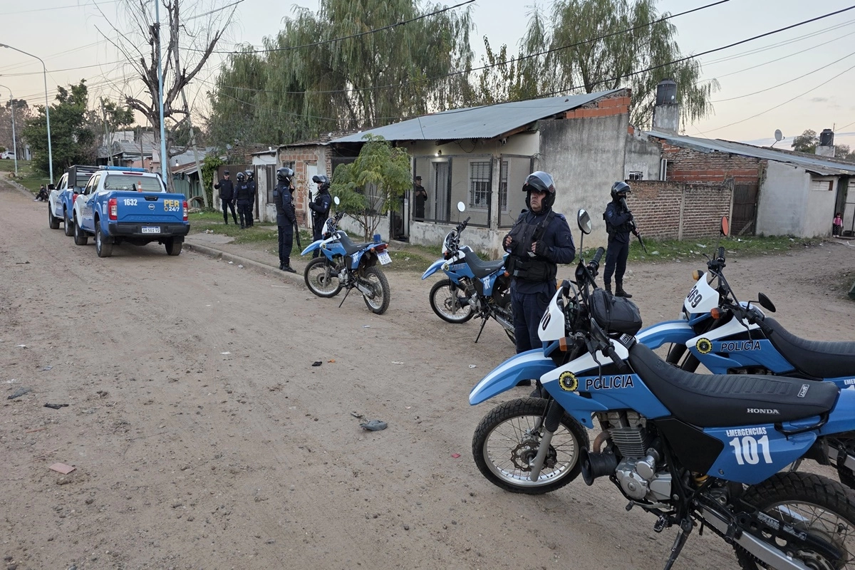 Entre los elementos secuestrados hab&iacute;a coca&iacute;na fraccionada, marihuana y un cartucho calibre .22.