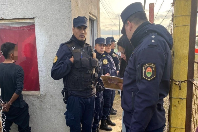 Secuestraron marihuana durante un operativo de control en un partido de la Primera B
