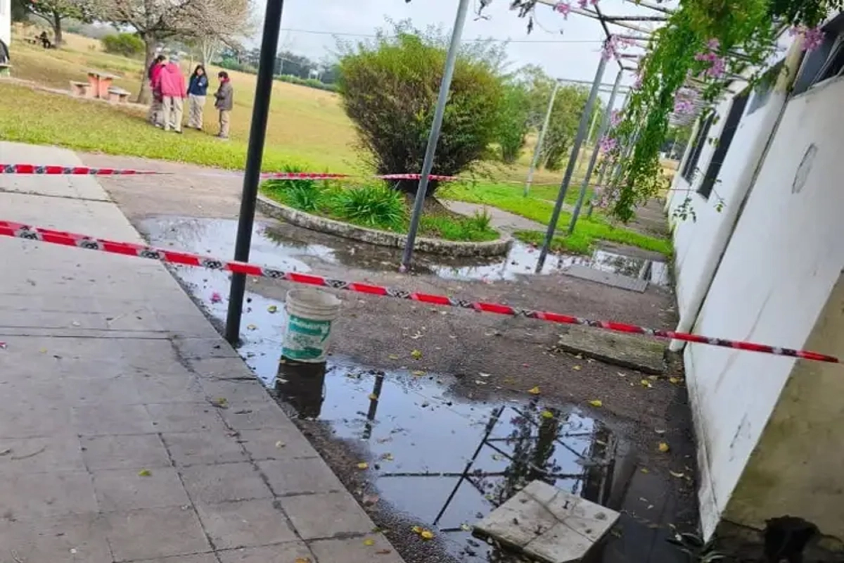 Sin clases ante el grave problema.