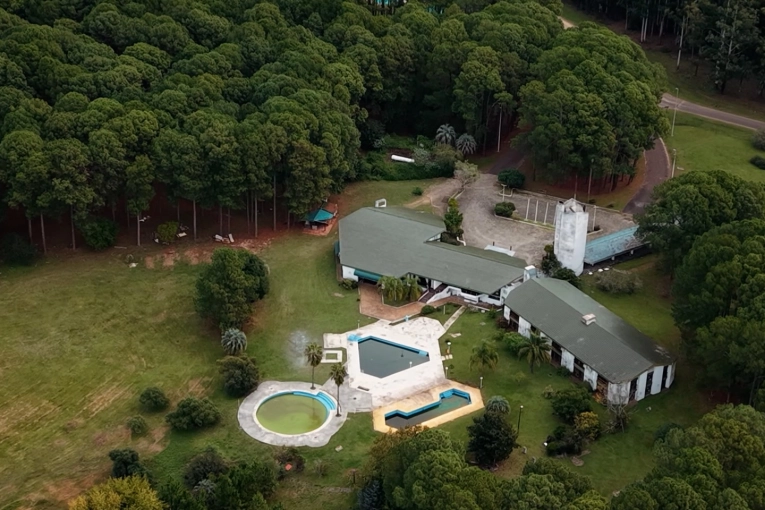 Se acerca el plazo límite para consultas y ofertas de la licitación por el Hotel Ayuí