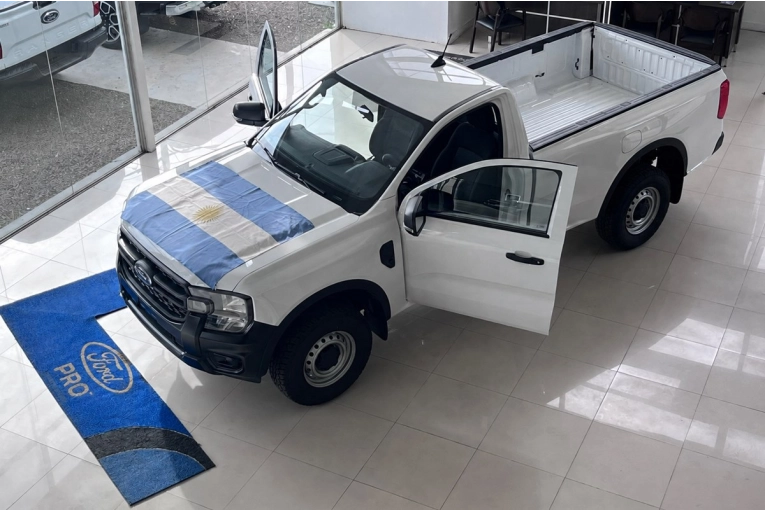 Folmer presentó la novedosa Ford Ranger Cabina Simple
