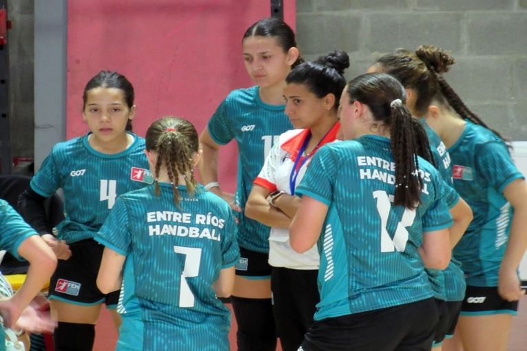 El handball con encuentro de infantiles y concentración