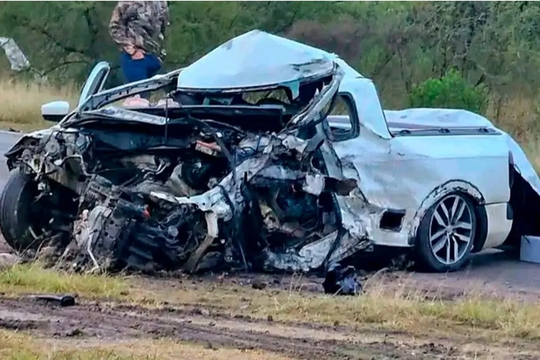 Dos muertos tras choque frontal de camionetas en el norte entrerriano
