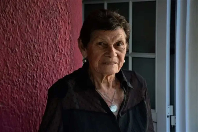 Falleció la mujer "costera" que inspiró a Linares Cardozo