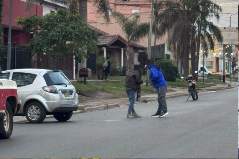 Una mujer en estado crítico tras un accidente en Avenida Tavella
