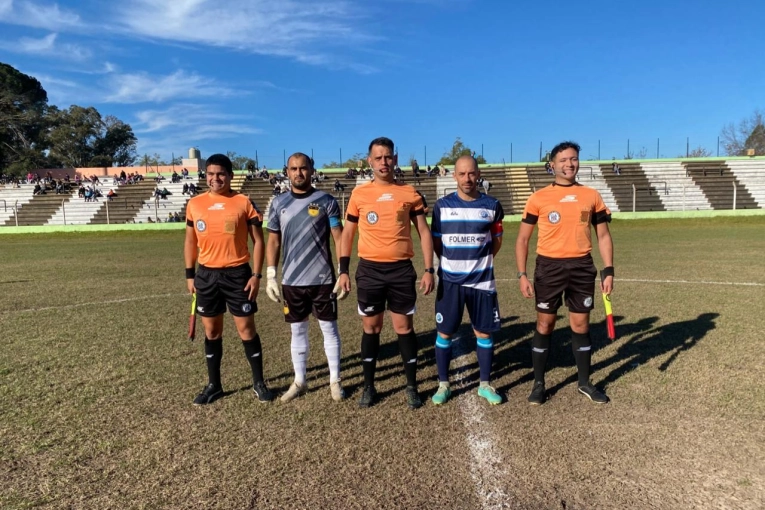 Comunicaciones y Salto Grande por el pase al Regional