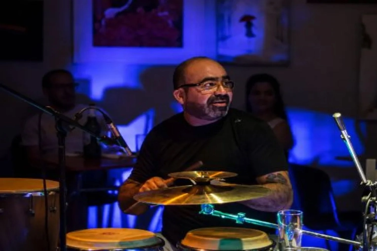 Músico concordiense dictará un taller de percusión en Paraná