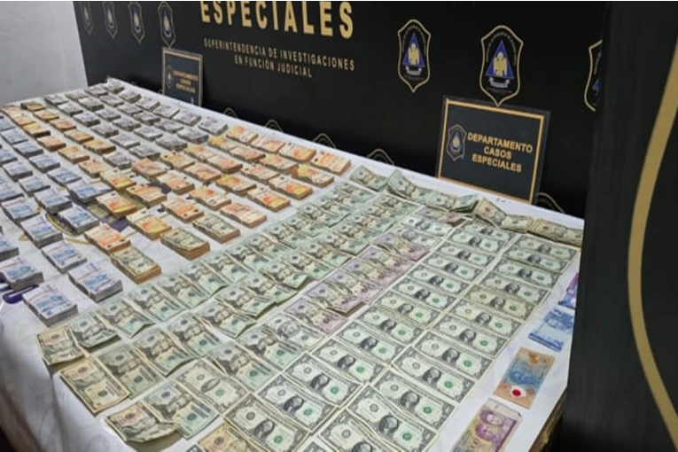 Allanaron domicilios en Buenos Aires por dos millonarios robos ocurridos en la región