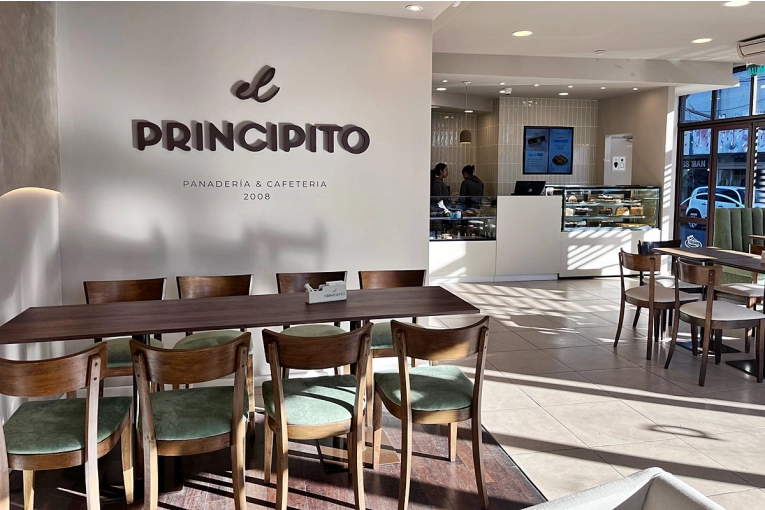 El Principito reabrió su renovada sucursal de Catamarca y Urquiza
