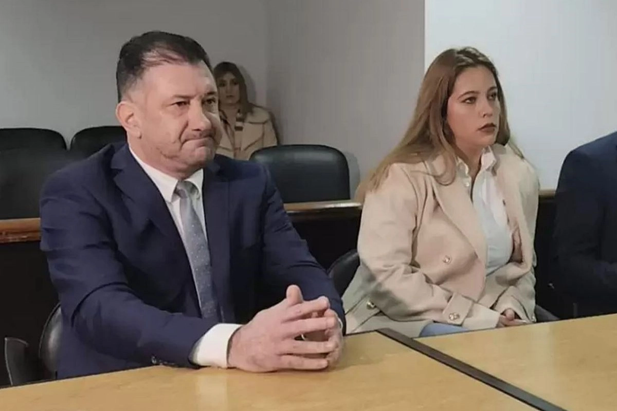 Kueider y Guinsel en los tribunales de Paraguay