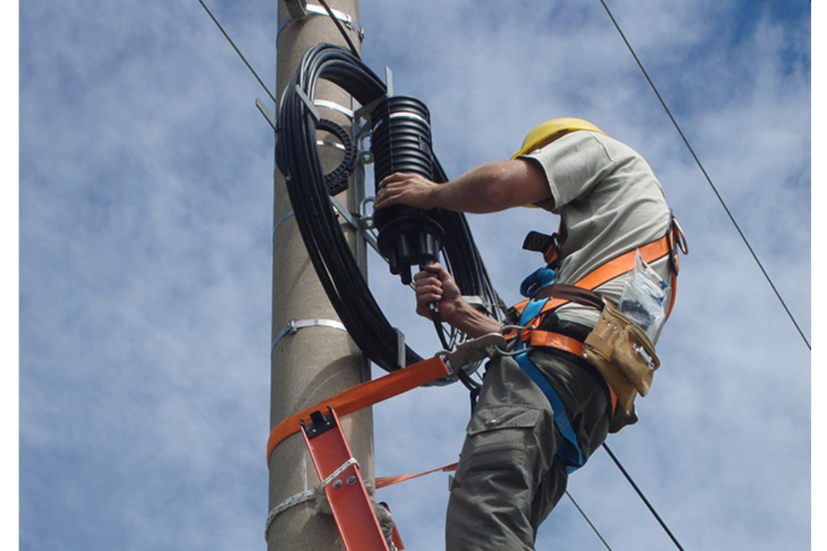 Instalador de Fibra &oacute;ptica