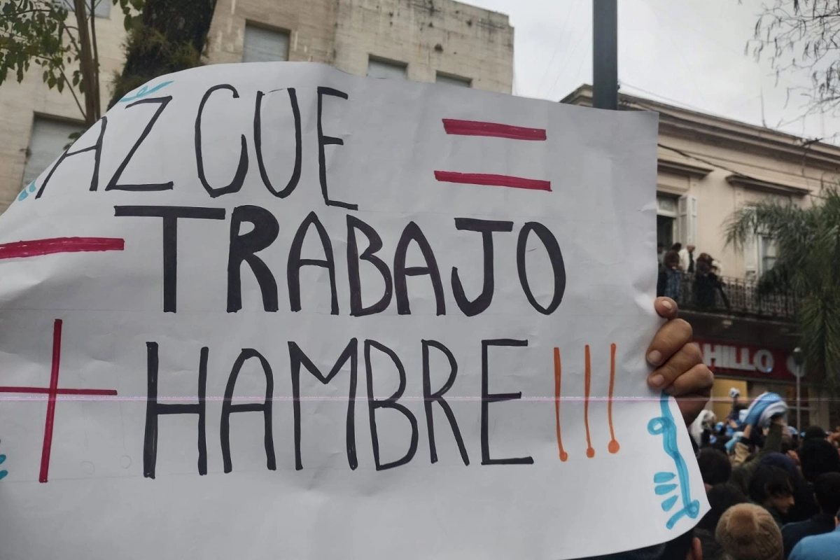 Protesta por los despidos en el municipio.