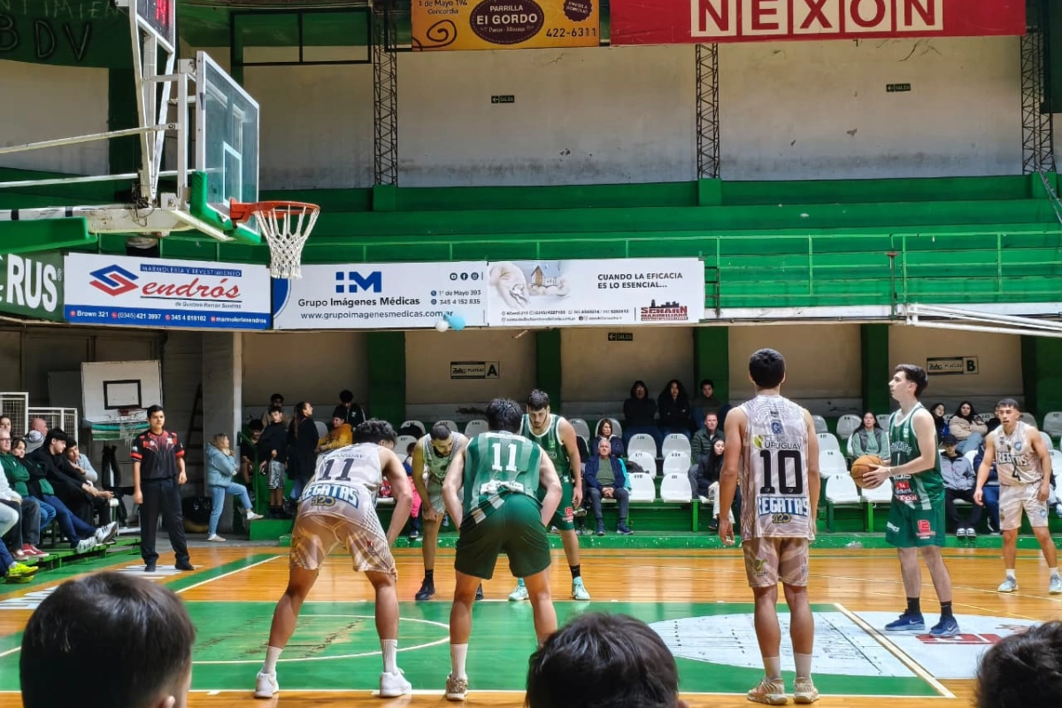 Estudiantes vs. Regatas