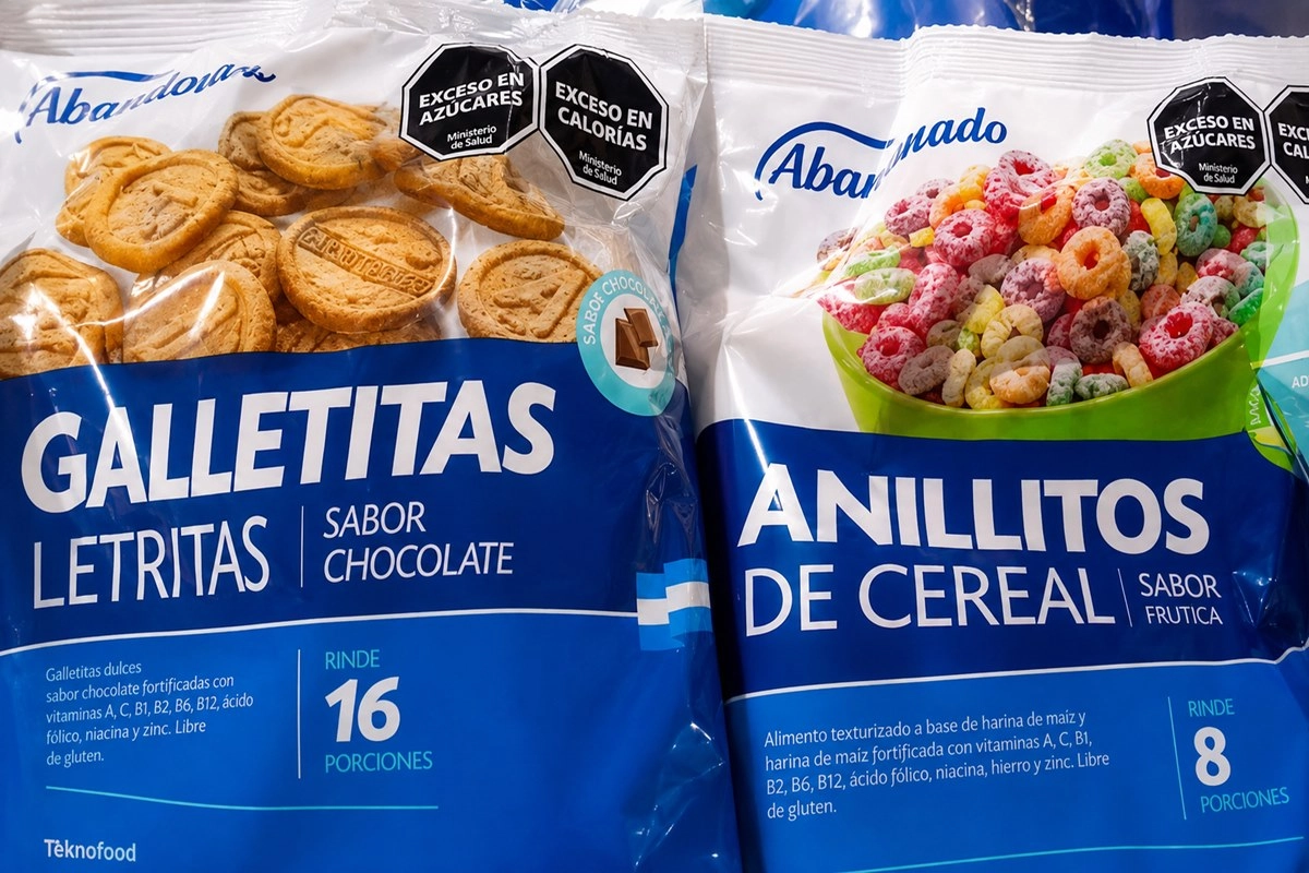La Justicia orden&oacute; suspender la entrega de alimentos con sellos de advertencia en las escuelas