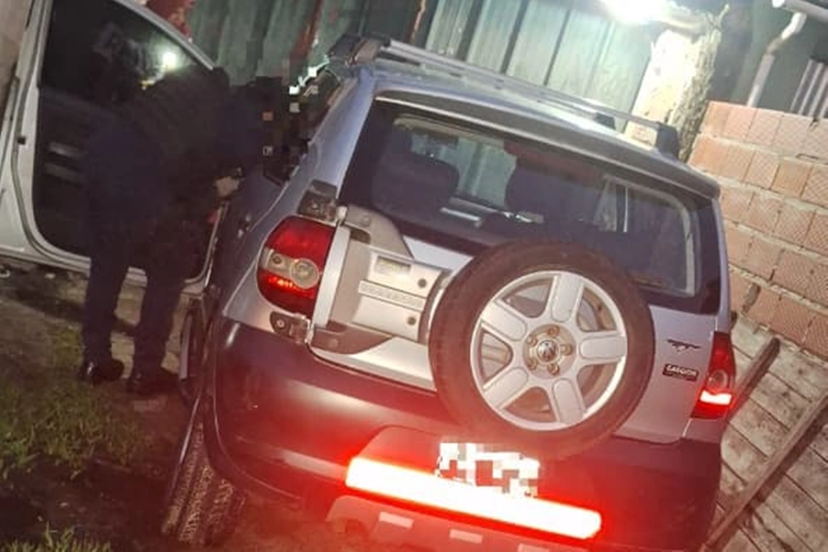 El rodado fue localizado en otro domicilio tras el cumplimiento de una serie de medidas judiciales.