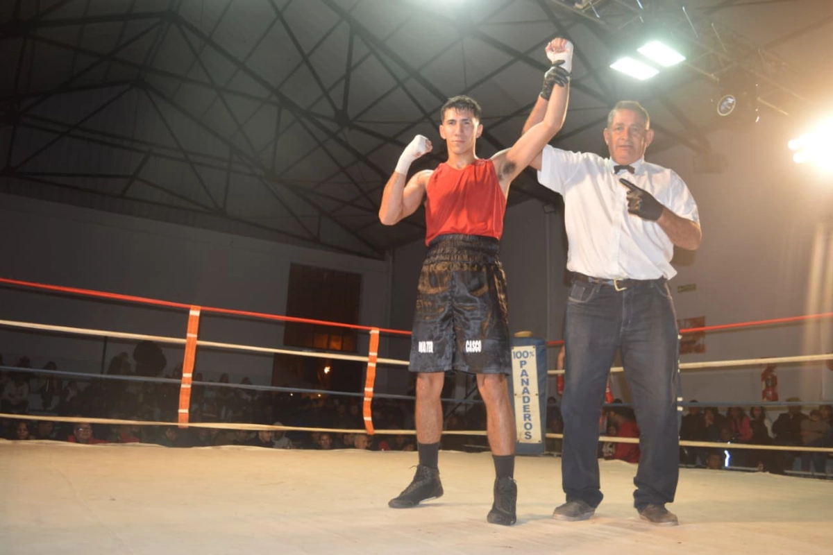 Walter Casco debuta como profesional