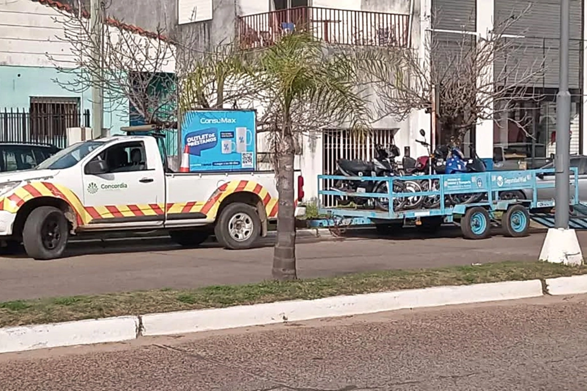 10 motos retenidas, en el operativo.