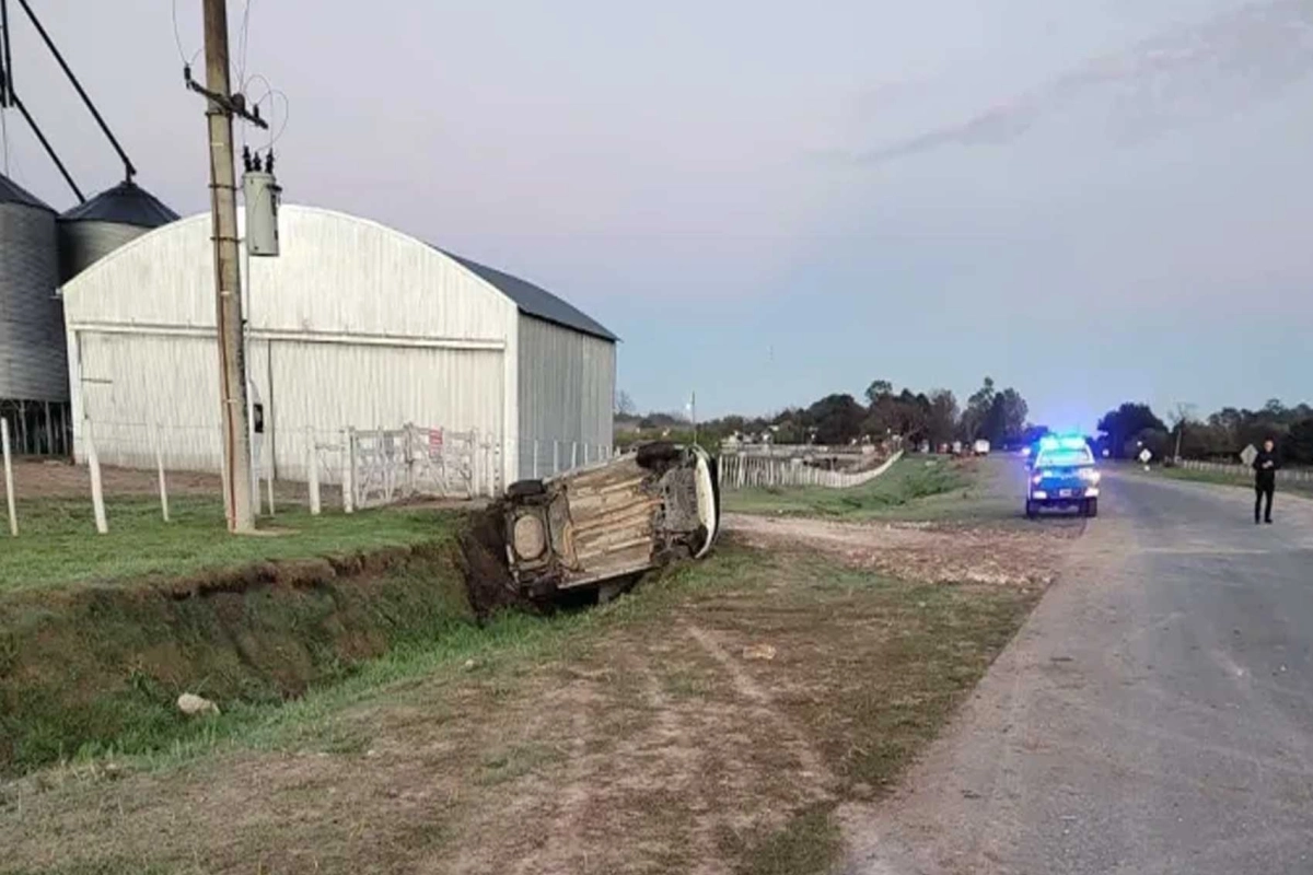 El vuelco ocurri&oacute; durante la ma&ntilde;ana de este mi&eacute;rcoles.