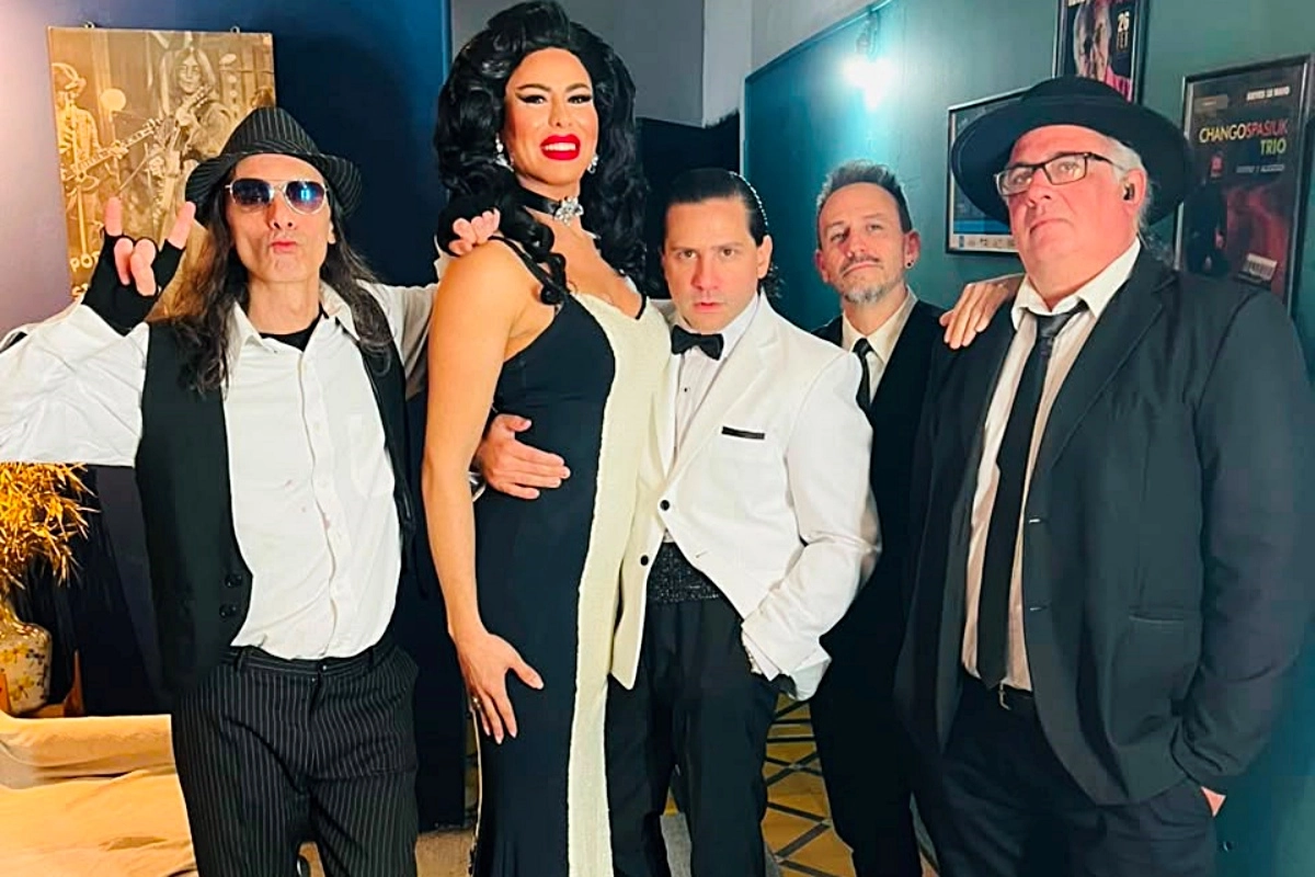 Los artistas antes de subir al escenario
