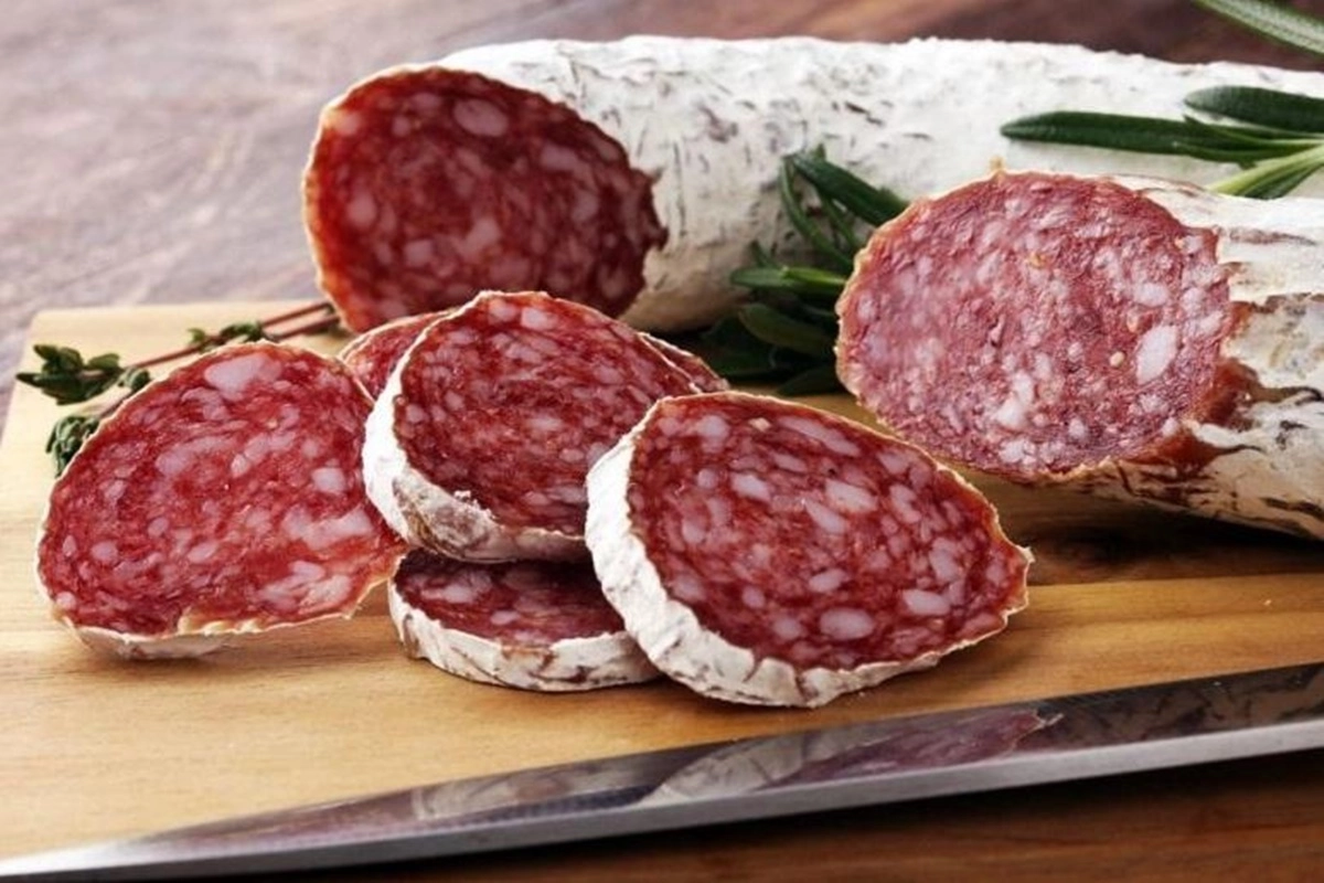 En 2001, m&aacute;s de 200 vecinos eligieron la receta del salame chajariense.