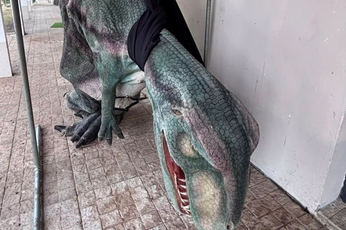 Se robaron un dinosaurio en Salto.