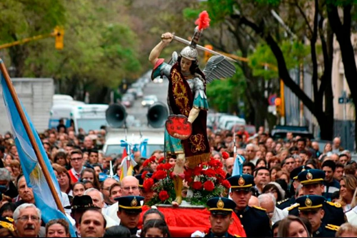 Cada 29 de septiembre, Entre R&iacute;os celebra a San Miguel