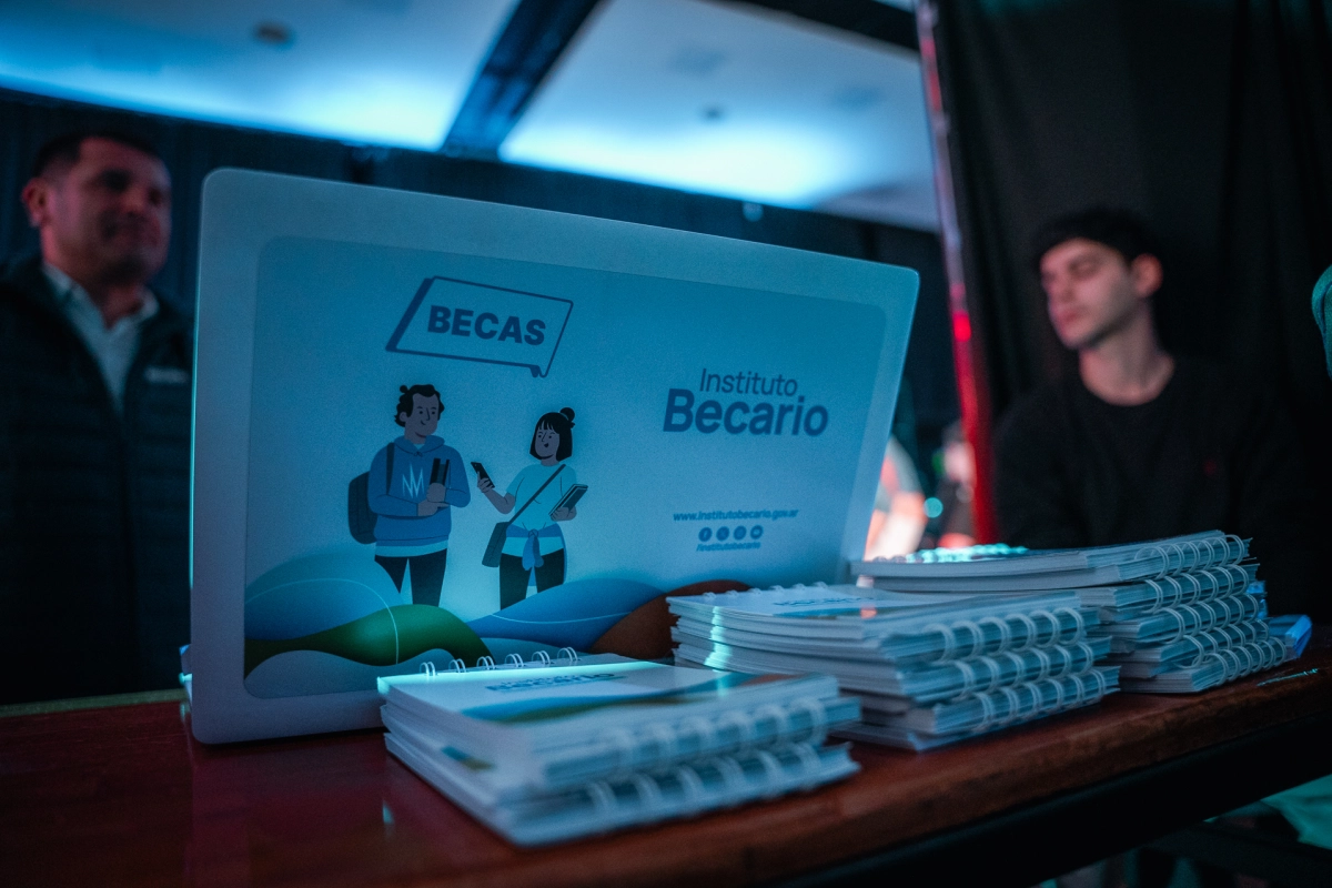 Cronograma de pago de becas provinciales.