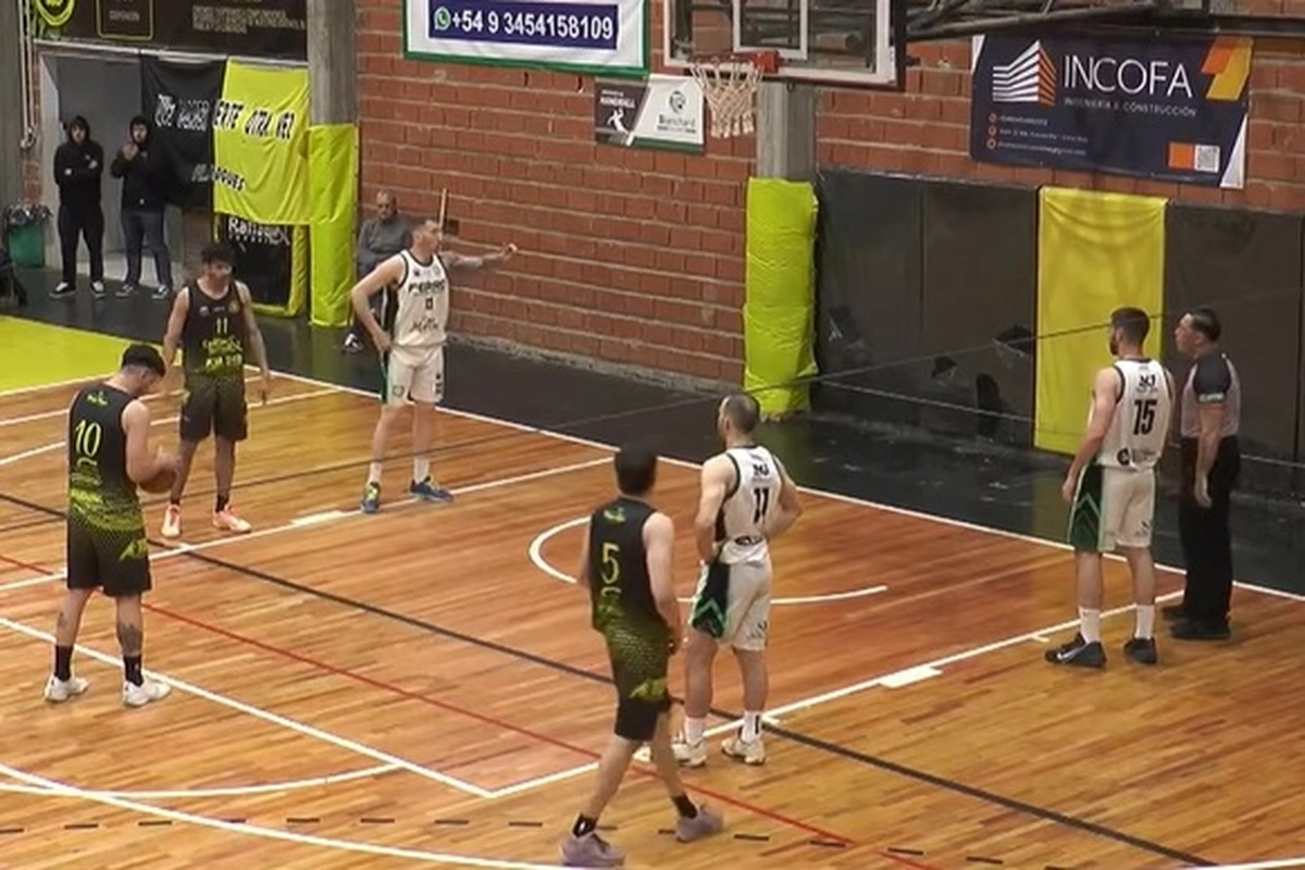 Capuchinos vs. Ferro