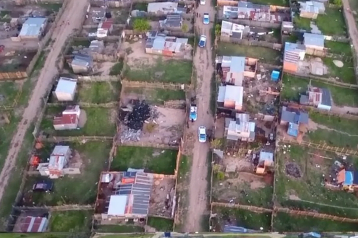 Los vecinos se reunir&aacute;n con un abogado para buscar frenar el desalojo.