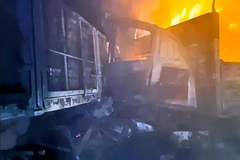 Un camionero muri&oacute; tras un choque e incendio sobre el complejo Z&aacute;rate-Brazo Largo