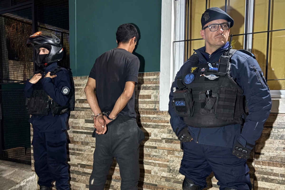 El delincuente qued&oacute; detenido.