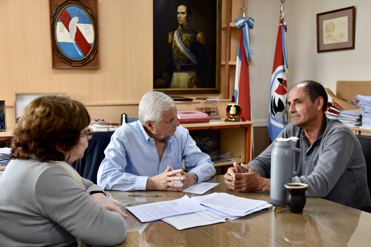 El intendente Laurito se reuni&oacute; con distintos presidentes comunales.